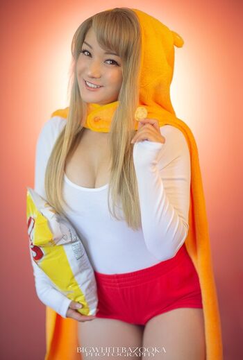 Reina Scully