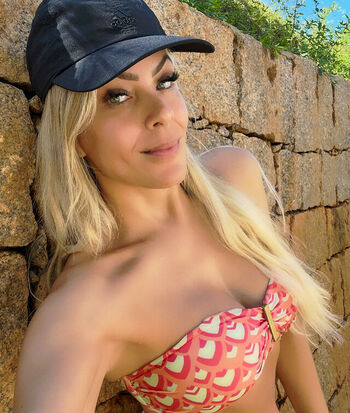 Renata Fan