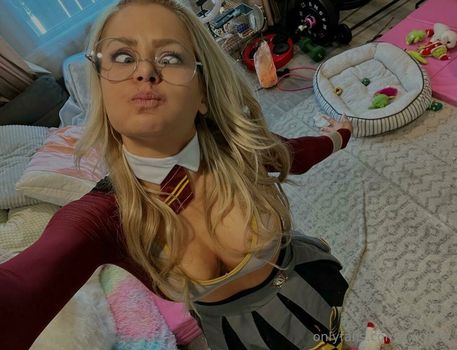 Riley Steele