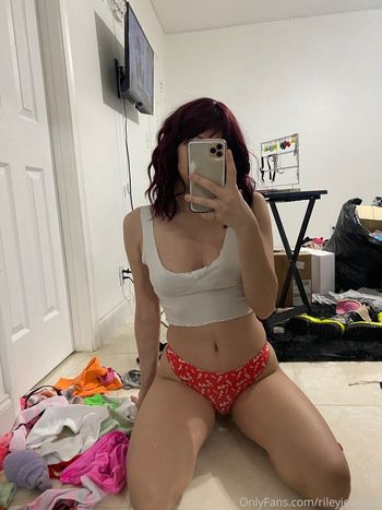 rileyjeansfw