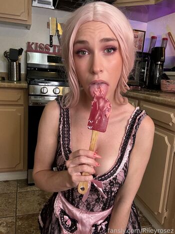 Rileyrosez