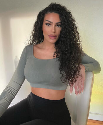 Roaya_Soraya