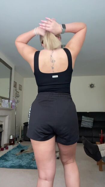 Robyn Emily