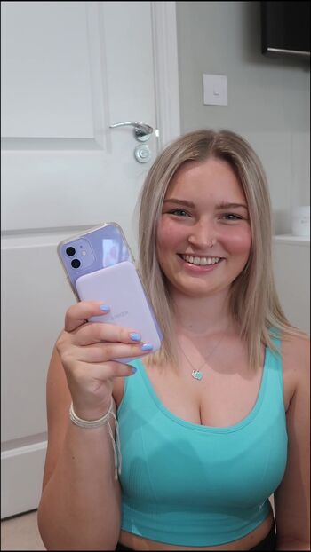 Robyn Emily