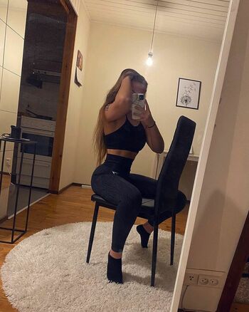ronjalexandra_