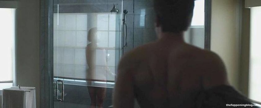 Rosamund Pike