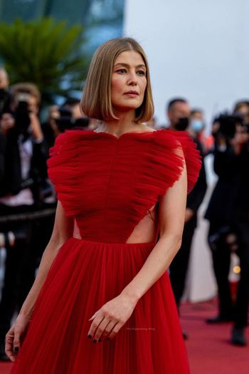 Rosamund Pike