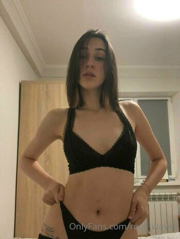 rose_wayne