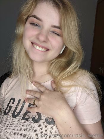 rosie_wettie