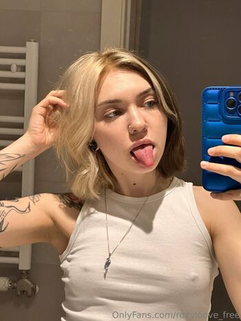 roxyloove_free