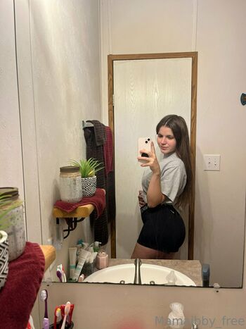ryliefoxx_free