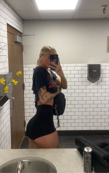 Ryrenee
