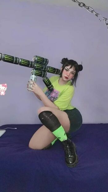 s.sk8ter.girl