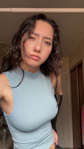 Sabrina Pezeshkian