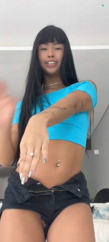 Sabrinna Takeushi