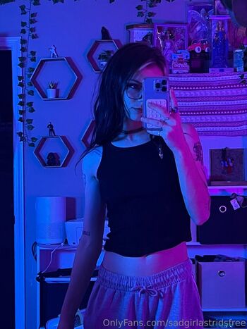 sadgirlastridsfree