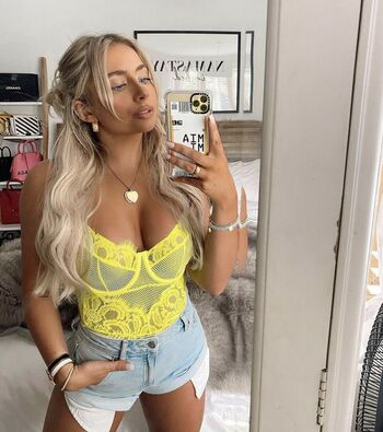 Saffron Barker