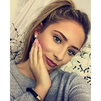 Saffron Barker
