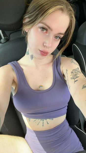sagefoxoxo