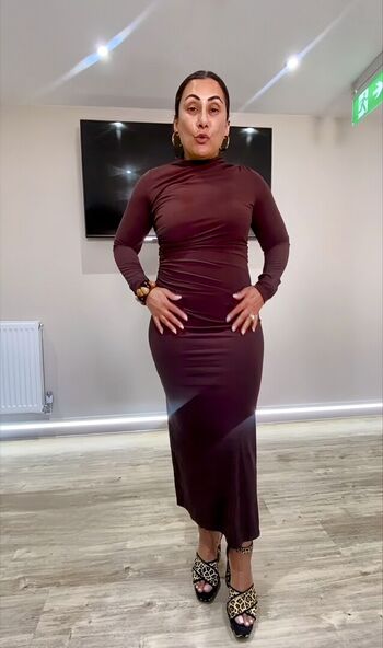 Saira Khan