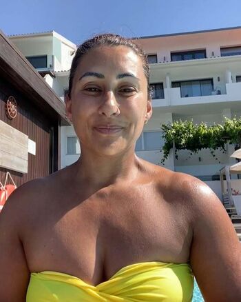 Saira Khan