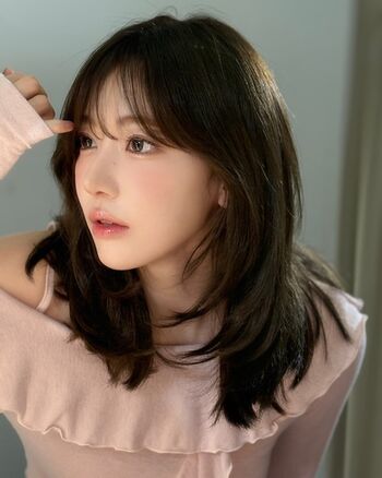 Sakura Miyawaki 宮脇 咲良