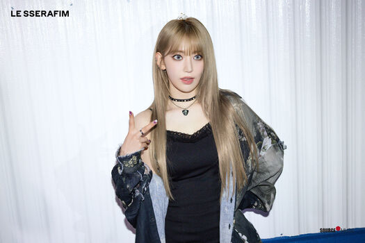 Sakura Miyawaki 宮脇 咲良