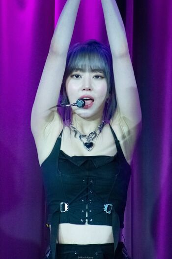 Sakura Miyawaki 宮脇 咲良