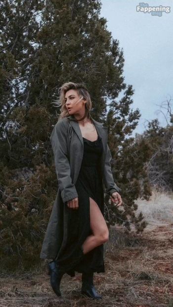 Samaire Armstrong