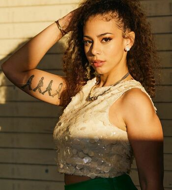 Samantha Irvin