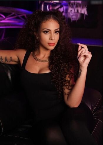 Samantha Irvin
