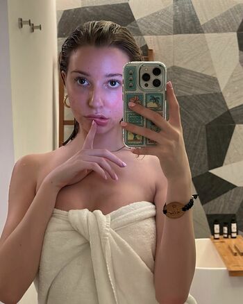 Samantha Schwartz