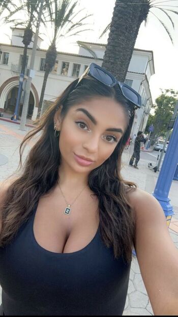 Sami Brielle