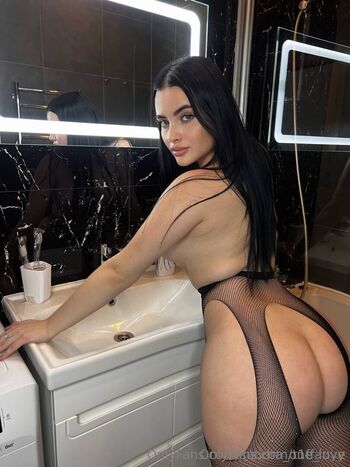 sandra_one_love