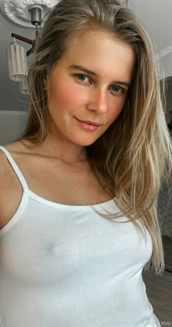 Sandra_step