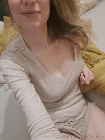 Sandy_Luck