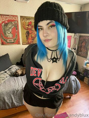sandyblux