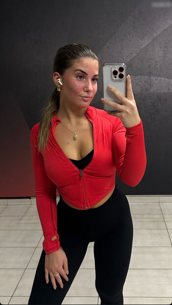 Sarah.anca