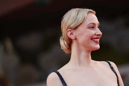 Sarah Gadon