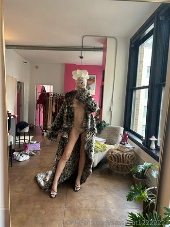 Sarah Temperilli/Sarahtemp/Sassykat12222222