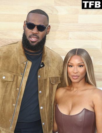 Savannah James