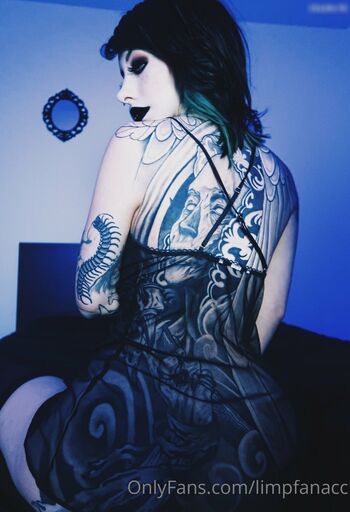 Savannah Lee
