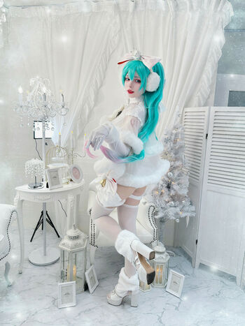 Saya Scarlet