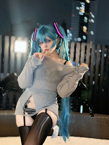 Saya Scarlet