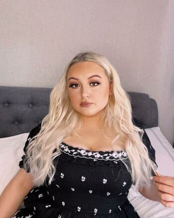 Scarlett Tiny