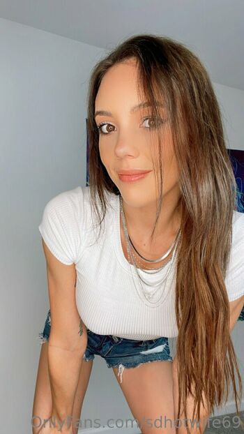 sdhotwife69