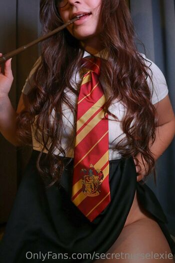 secretnurselexie