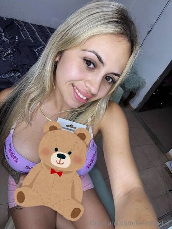 selinapetal