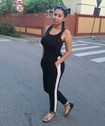 Selly_madelline