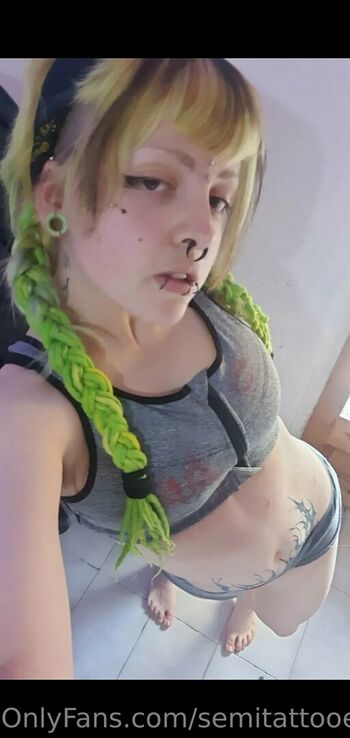 semitattooedgoth